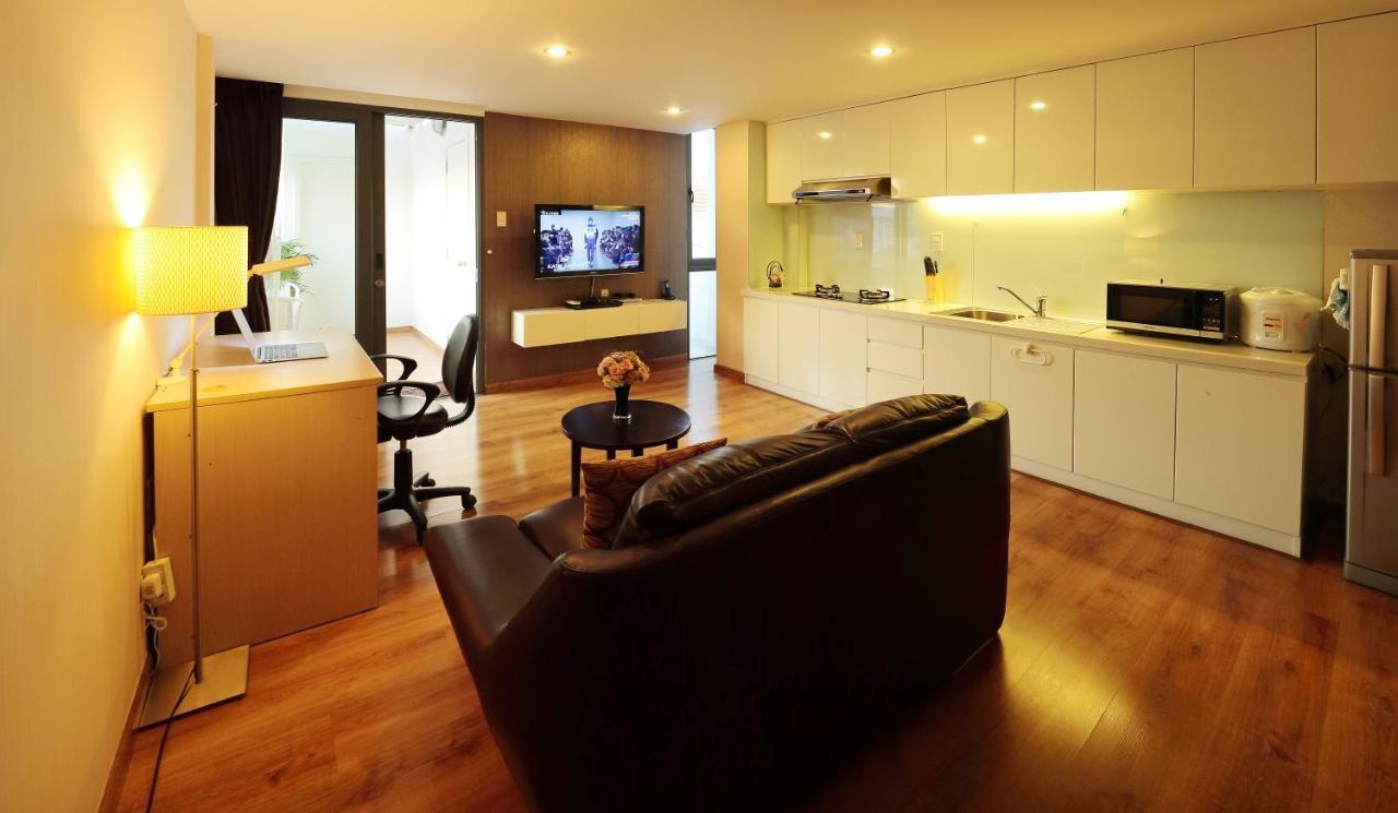 הו צ'י מין סיטי Mcgallery Art - Lucky Residence Suite'S & Apartments מראה חיצוני תמונה