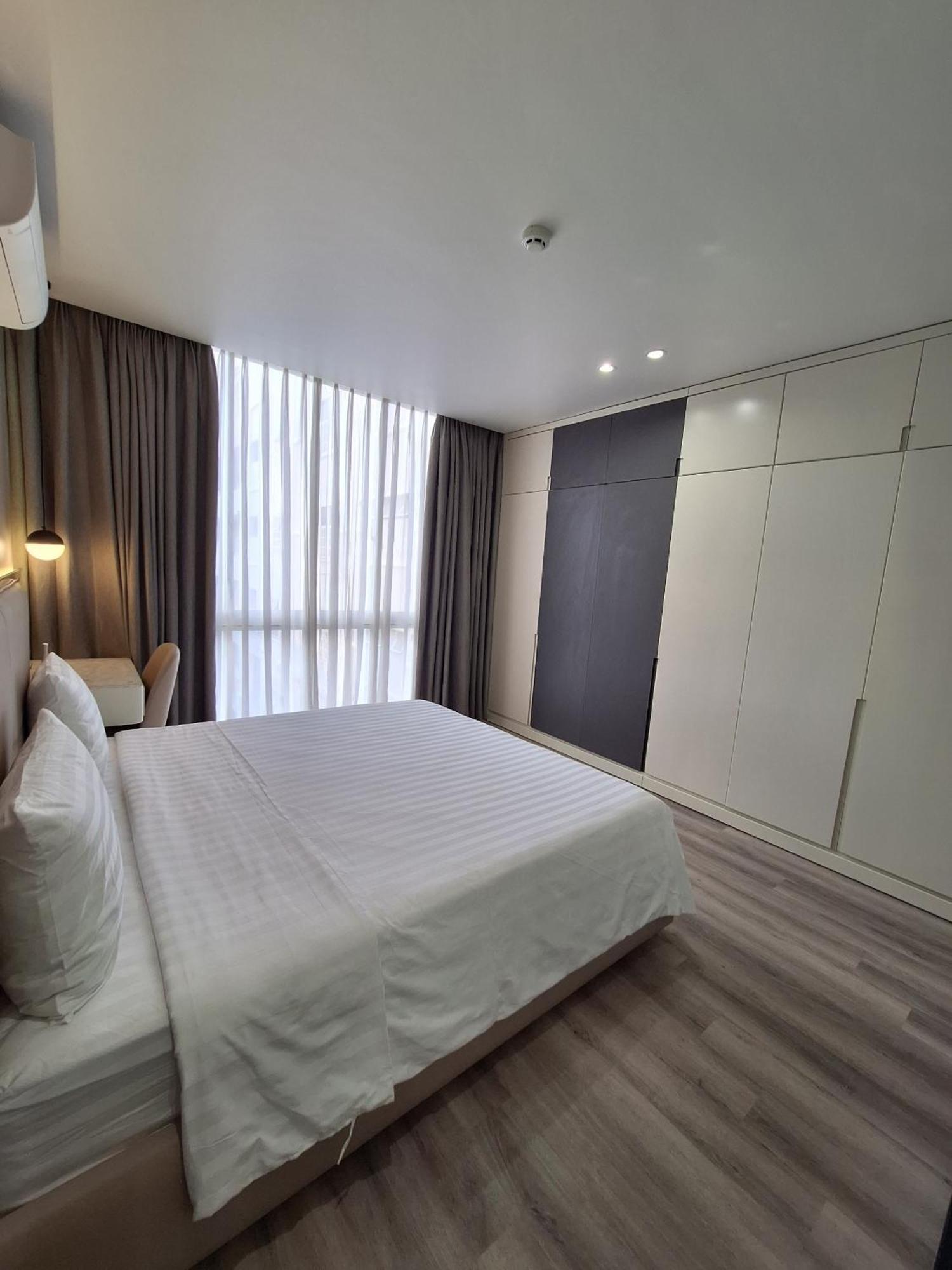 הו צ'י מין סיטי Mcgallery Art - Lucky Residence Suite'S & Apartments מראה חיצוני תמונה